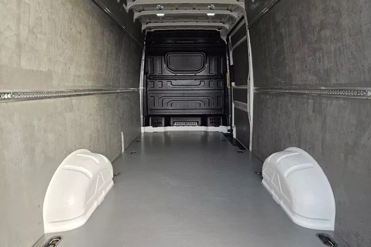 Volkswagen Crafter L3H2 89999zł NETTO 2.0TDi/140KM zdjęcie 16