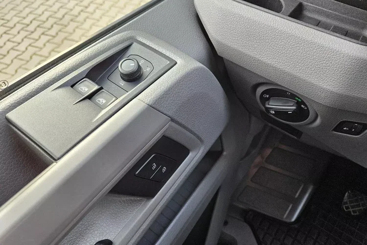 Volkswagen Crafter L3H2 89999zł NETTO 2.0TDi/140KM zdjęcie 20