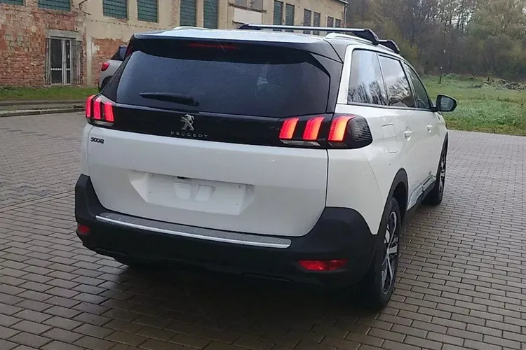 Peugeot 5008 zdjęcie 3