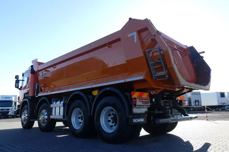 Scania P410 8x4 / WYWROTKA TYLNO ZSYPOWA / ALUFELGI / zdjęcie 10