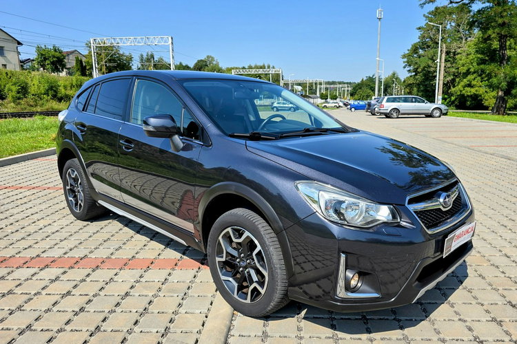 XV Subaru XV 2.0 Diesel Unlimited Full serwis zdjęcie 3