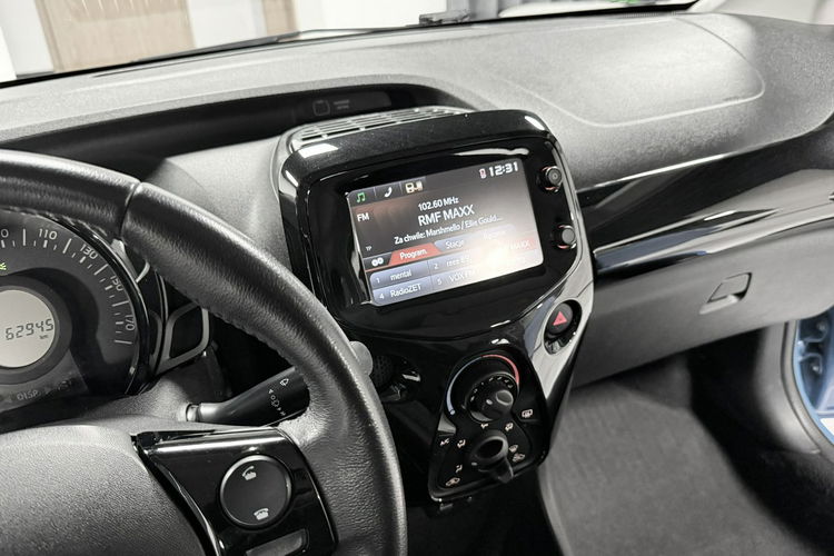 Toyota Aygo 1.0 69KM X-CITE | LED | Kamera | POLSKI SALON | Bezwypadkowy zdjęcie 28
