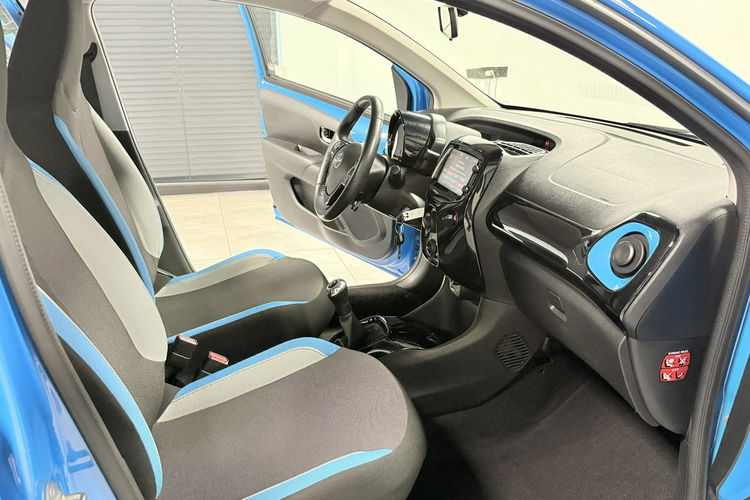 Toyota Aygo 1.0 69KM X-CITE | LED | Kamera | POLSKI SALON | Bezwypadkowy zdjęcie 7