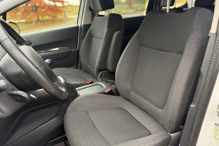 Peugeot 5008 2.0 HDI 7osób zdjęcie 17