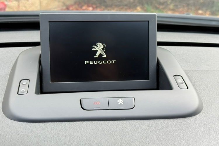 Peugeot 5008 2.0 HDI 7osób zdjęcie 25