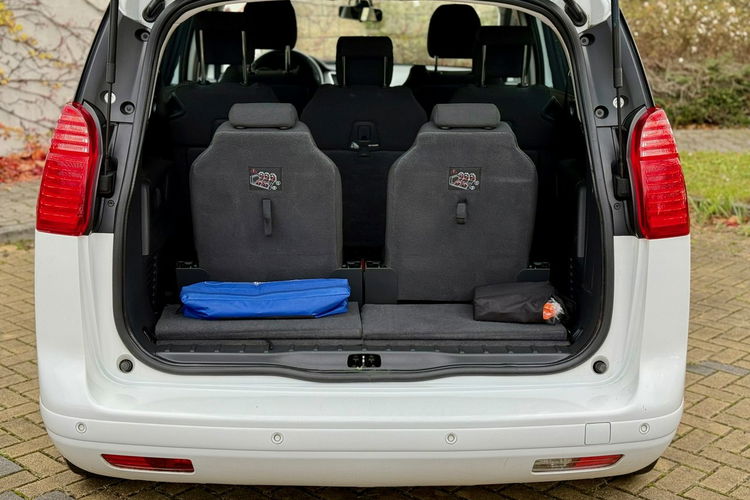 Peugeot 5008 2.0 HDI 7osób zdjęcie 33