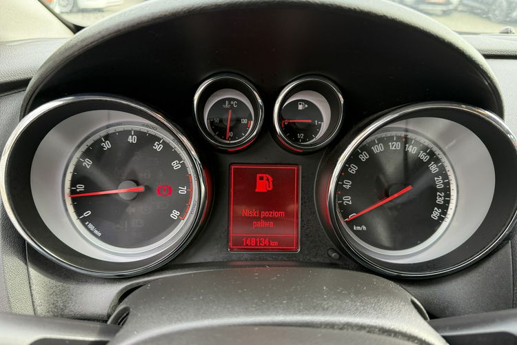 Opel Astra Salon Polska. Fabryczna instalacja Gazowa zdjęcie 15