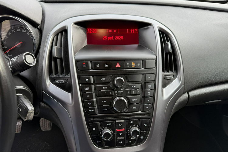 Opel Astra Salon Polska. Fabryczna instalacja Gazowa zdjęcie 17