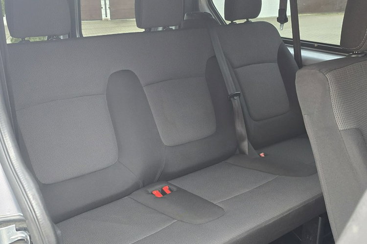 Renault Trafic 2.0dci Salon PL.Serwis.9 Osobowe..LONG.t.Parktronic.Ledy. zdjęcie 26