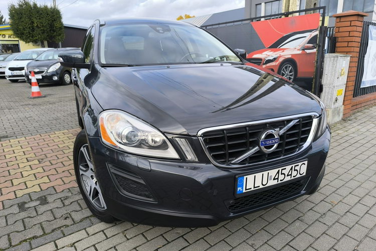 Volvo XC 60 2.4d 215KM AWD 4x4 Summum Skóra zdjęcie 11