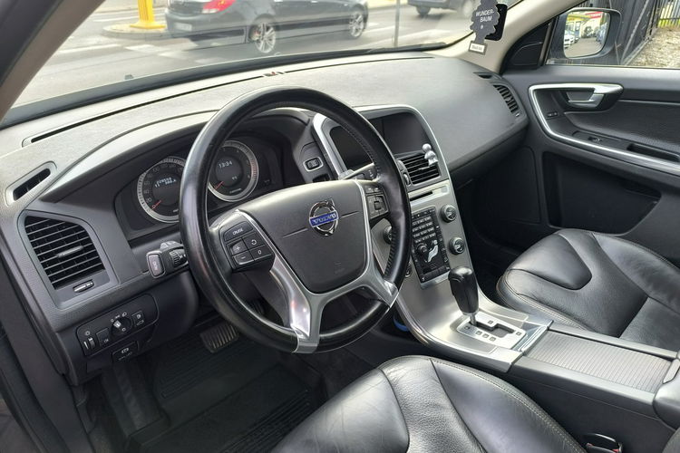 Volvo XC 60 2.4d 215KM AWD 4x4 Summum Skóra zdjęcie 14