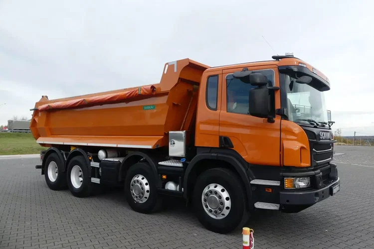 Scania P410 8x4 / WYWROTKA TYLNO ZSYPOWA / ALUFELGI / MANUAL / zdjęcie 16