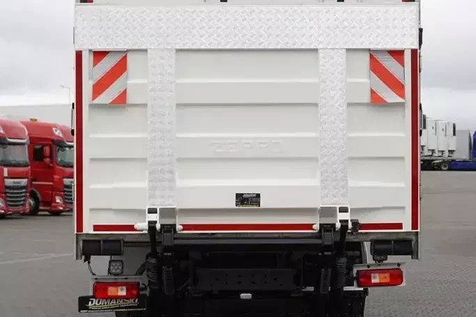 Volvo FM / 330 / E 6 / CHŁODNIA + WINDA / 23 PALETY / OŚ SKRĘTNA / DŁ 9.4 M zdjęcie 27