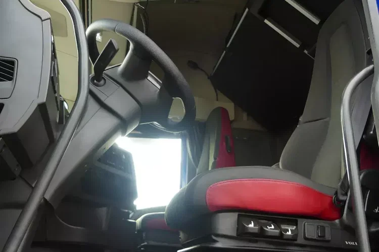 Volvo FH4 460 + WIELTON FIRANKA / ZESTAW STANDARD / AUTOMAT / zdjęcie 23