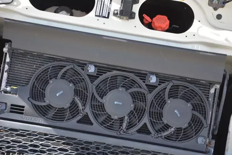 Volvo FH 500 XL | KLIMA POST. | ZŁOTY KONTRAKT | 2 ZBIORNIKI zdjęcie 17