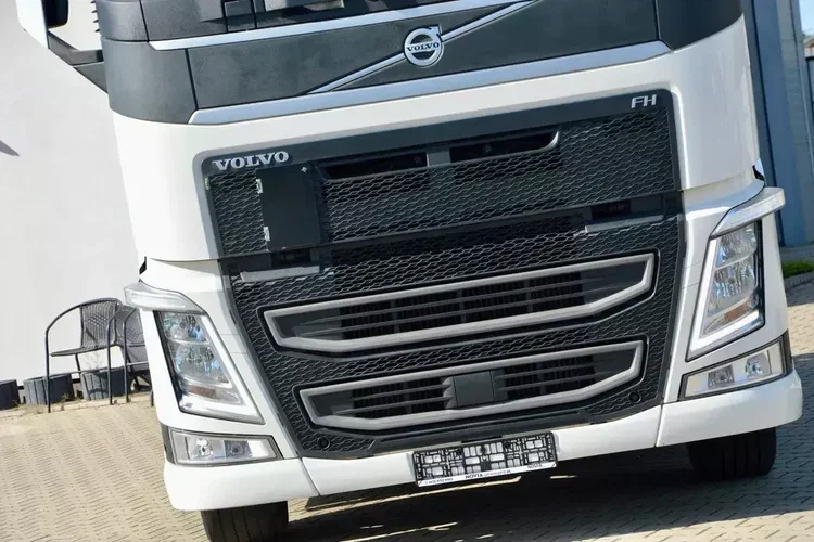Volvo FH 500 XL | KLIMA POST. | ZŁOTY KONTRAKT | 2 ZBIORNIKI zdjęcie 4