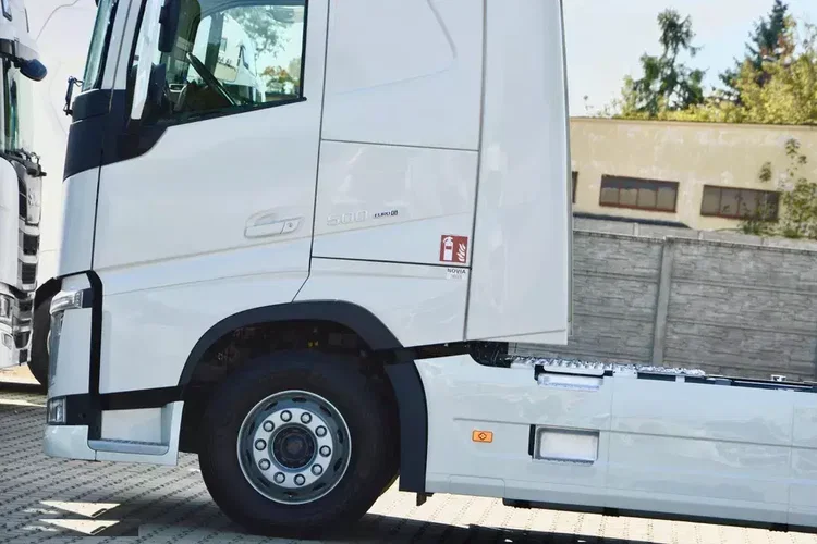 Volvo FH 500 XL | KLIMA POST. | ZŁOTY KONTRAKT | 2 ZBIORNIKI zdjęcie 8