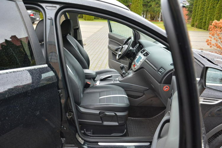 Ford Kuga 2.0TDCI (140 KM) Lift Titanium Duża Navi Kamera Skóry Oryginał I-wł zdjęcie 16