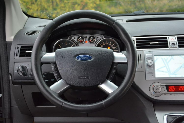 Ford Kuga 2.0TDCI (140 KM) Lift Titanium Duża Navi Kamera Skóry Oryginał I-wł zdjęcie 23