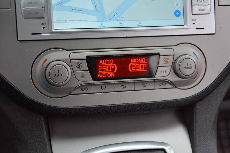 Ford Kuga 2.0TDCI (140 KM) Lift Titanium Duża Navi Kamera Skóry Oryginał I-wł zdjęcie 27