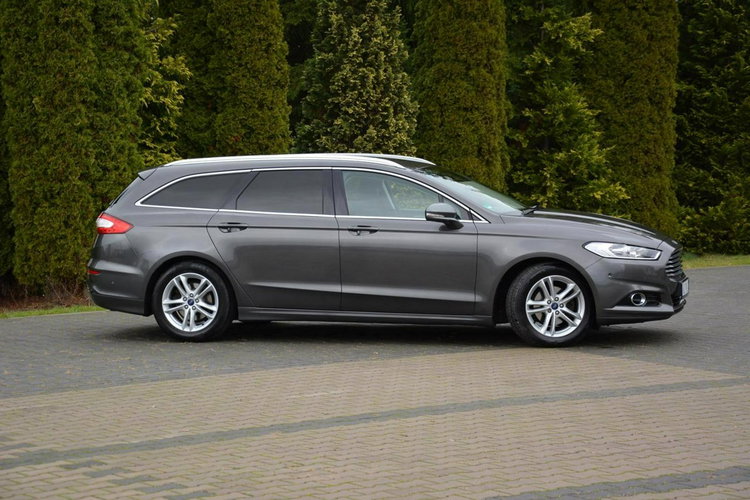 Ford Mondeo 98 tyś. km.Titanium Navi Kamera 2xParktronic Lane Assist Park Assist zdjęcie 11