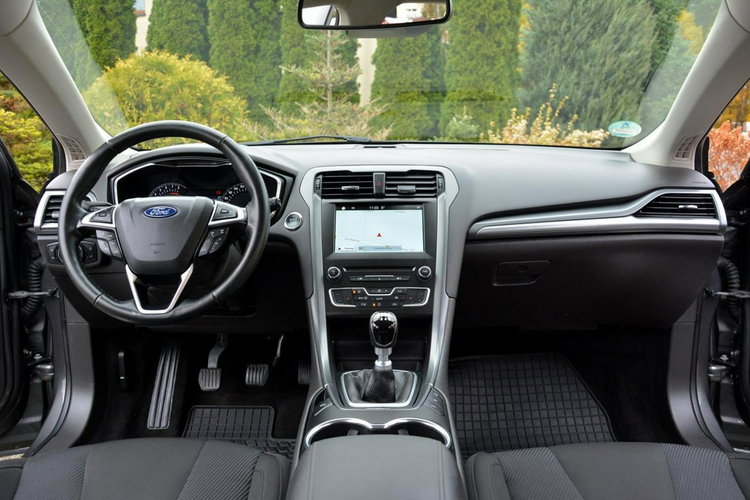 Ford Mondeo 98 tyś. km.Titanium Navi Kamera 2xParktronic Lane Assist Park Assist zdjęcie 24