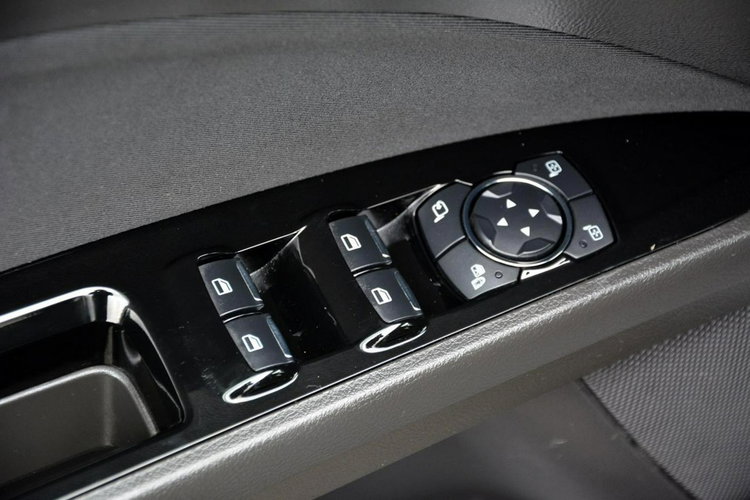 Ford Mondeo 98 tyś. km.Titanium Navi Kamera 2xParktronic Lane Assist Park Assist zdjęcie 34