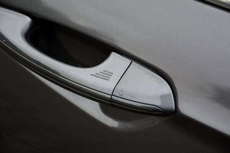 Ford Mondeo 98 tyś. km.Titanium Navi Kamera 2xParktronic Lane Assist Park Assist zdjęcie 35