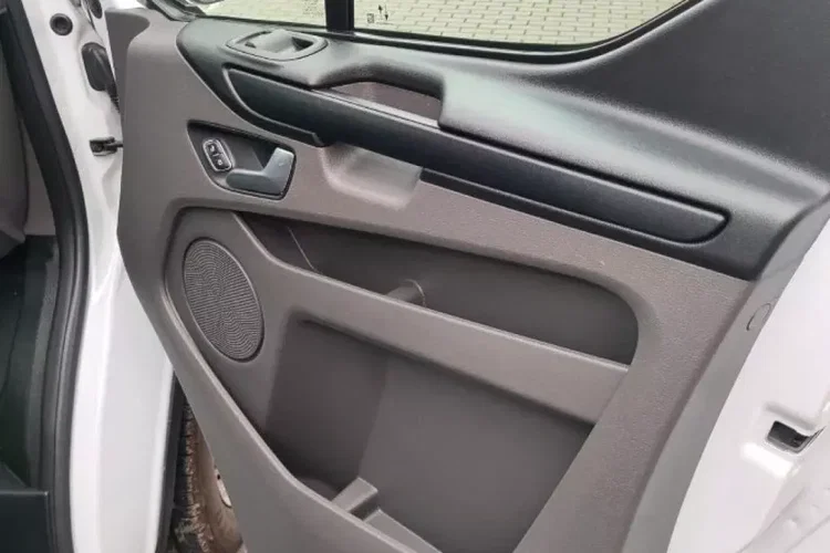 Ford Transit Custom zdjęcie 16