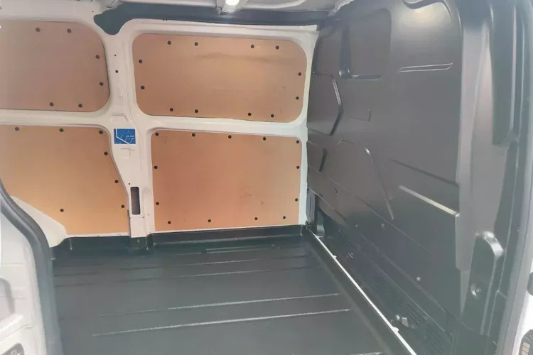 Ford Transit Custom zdjęcie 24
