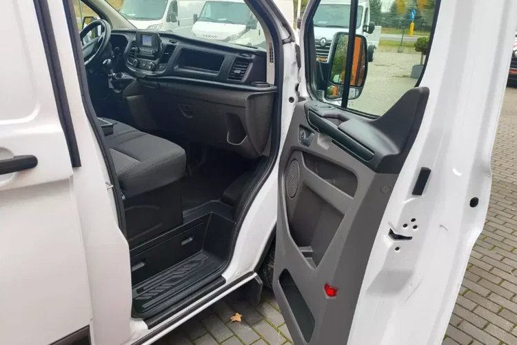 Ford Transit Custom zdjęcie 7