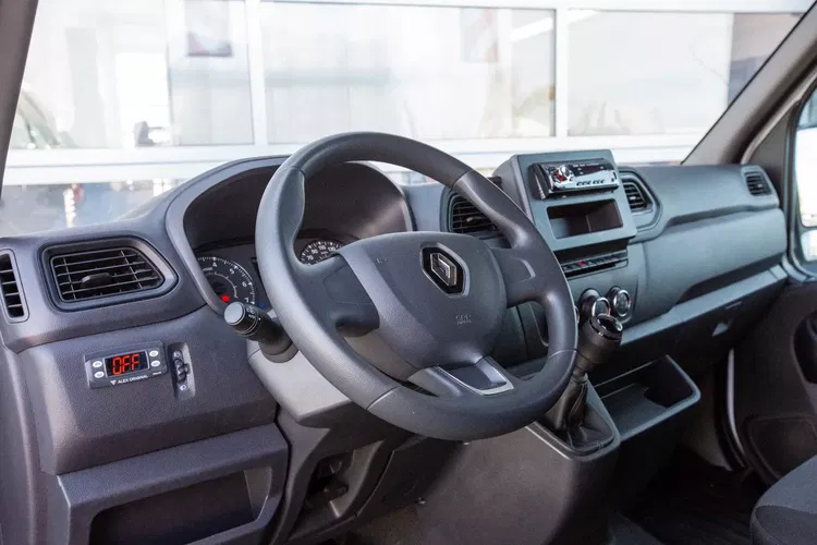 Renault Master L3H2 MAXI 2.3 150KM zdjęcie 37