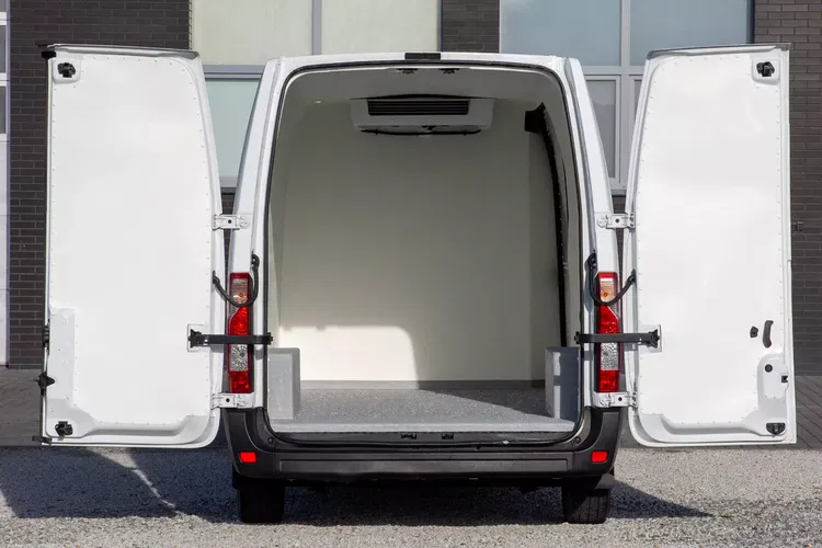 Renault Master L3H2 MAXI 2.3 150KM zdjęcie 28