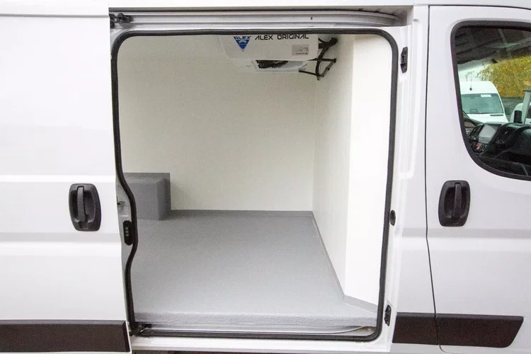 Fiat Ducato L2H1 2.3 NISKI DACH Professional zdjęcie 38