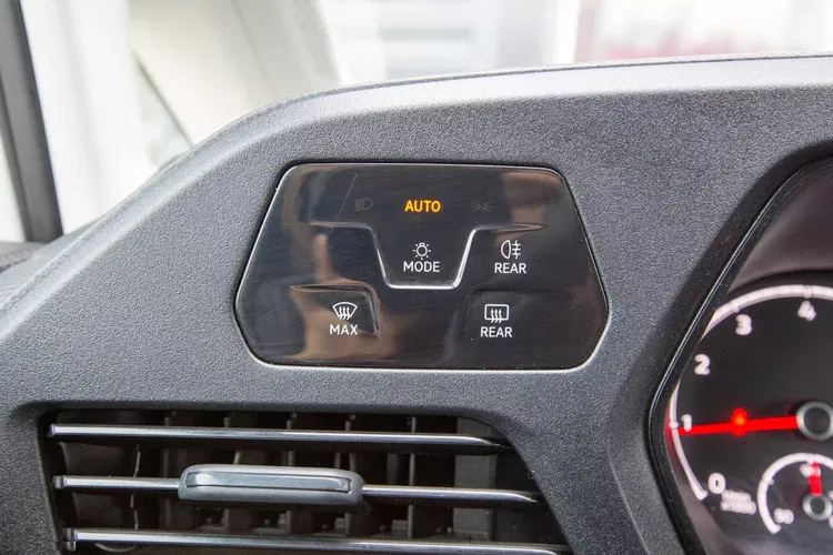 Volkswagen Caddy L2H1 MAXI furgon NOWY MODEL zdjęcie 28