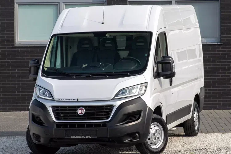 Fiat Ducato ŚREDNI 2.3 L2H2 ZAWIESZENIE MAXI 3500kg zdjęcie 2