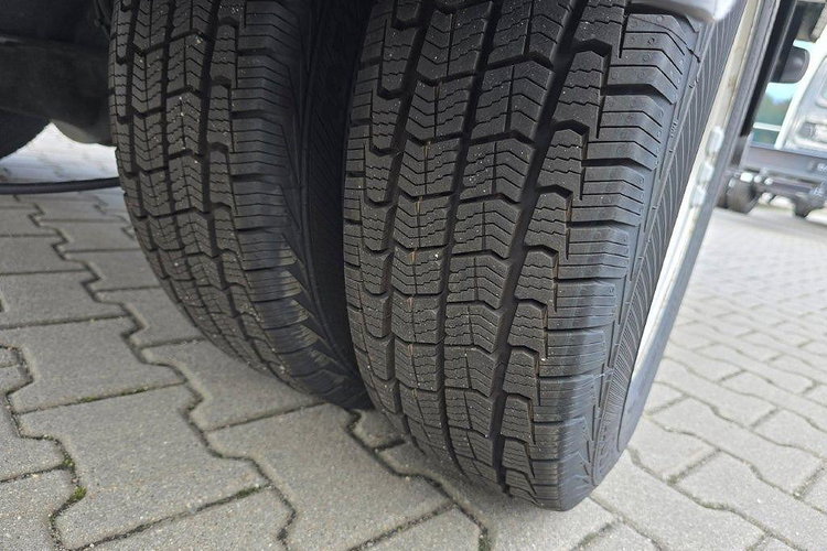 IVECO DAILY 35C16 zdjęcie 9