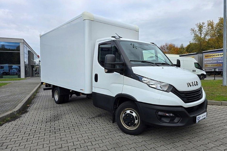 IVECO DAILY 35C16 zdjęcie 2