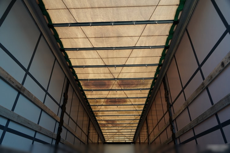 Wielton FIRANKA STANDARD / PODNOSZONY DACH / SYSTEM BDE - ROZSUWANE SŁUPKI / OŚ PODNOSZONA / MAŁO UŻYWANA  zdjęcie 18