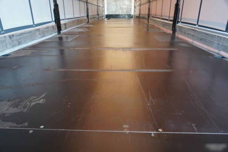 Wielton FIRANKA STANDARD / PODNOSZONY DACH / SYSTEM BDE - ROZSUWANE SŁUPKI / OŚ PODNOSZONA / MAŁO UŻYWANA  zdjęcie 19