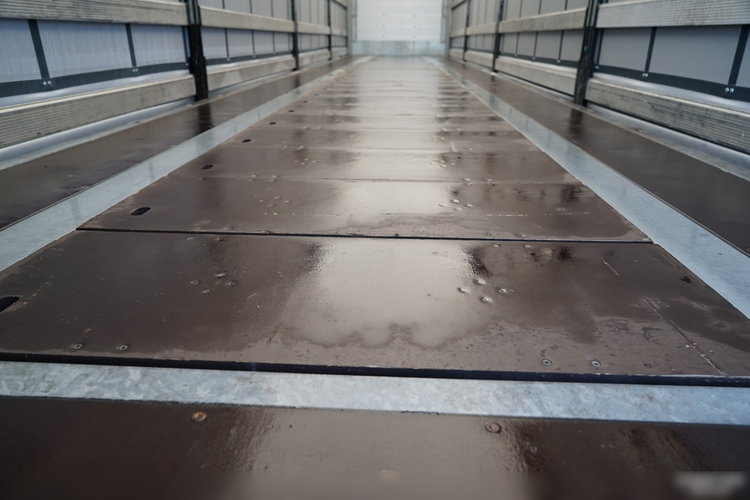 Schmitz -CARGOBULL / FIRANKA / STANDARD / MULDA DO STALI - 9 M / DACH PODNOSZONY / OŚ PODNOSZONA / 2021 ROK zdjęcie 18