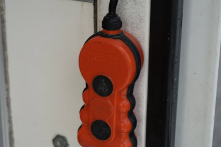 MAN TGL 12.250 / SOLÓWKA / KONTENER 8 M / WINDA / BOCZNE DRZWI / 2021 ROK zdjęcie 21