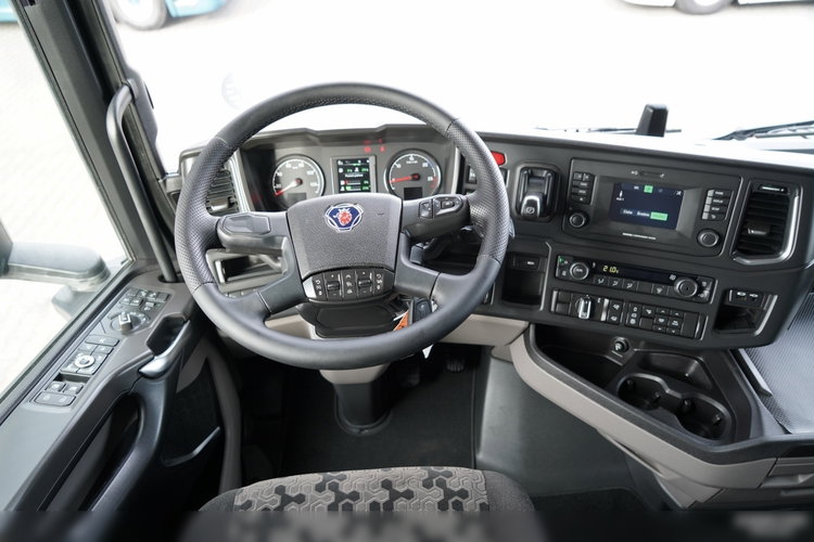 Scania S 500 / RETARDER / KLIMA POSTOJOWA / CAŁA NA PODUSZKACH / OPONY 100% zdjęcie 29