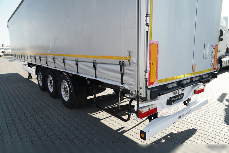 Wielton /  FIRANKA / STANDARD / OŚ PODNOSZONA / DACH PODNOSZONY / SAF  zdjęcie 11