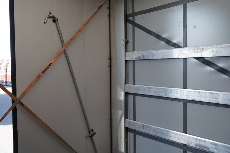 Wielton /  FIRANKA / STANDARD / OŚ PODNOSZONA / DACH PODNOSZONY / SAF  zdjęcie 20