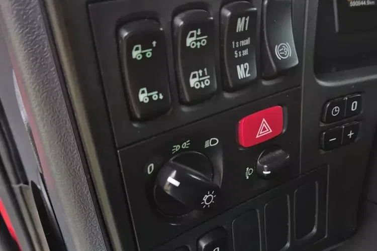 Scania R410 zdjęcie 26