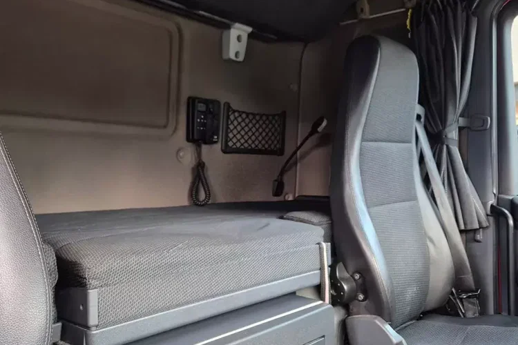 Scania R410 zdjęcie 27