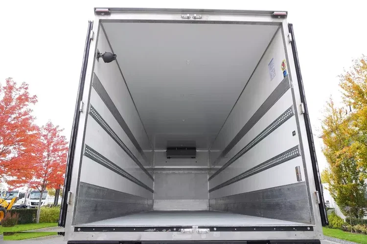 Scania R500 E6 6x2 / Chłodnia Lecapitaine 21 EPAL / Carrier Supra 1150 / 2021 / oś skrętna zdjęcie 12