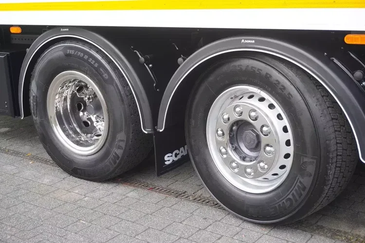 Scania R500 E6 6x2 / Chłodnia Lecapitaine 21 EPAL / Carrier Supra 1150 / 2021 / oś skrętna zdjęcie 17