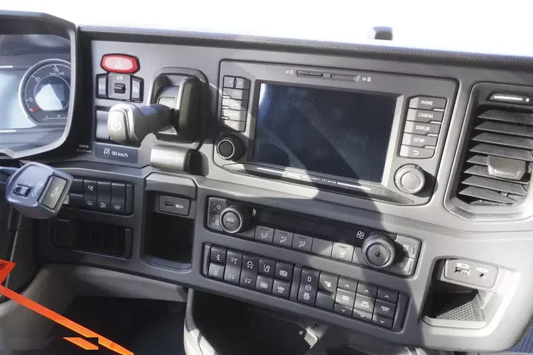 Scania R500 E6 6x2 / Chłodnia Lecapitaine 21 EPAL / Carrier Supra 1150 / 2021 / oś skrętna zdjęcie 22